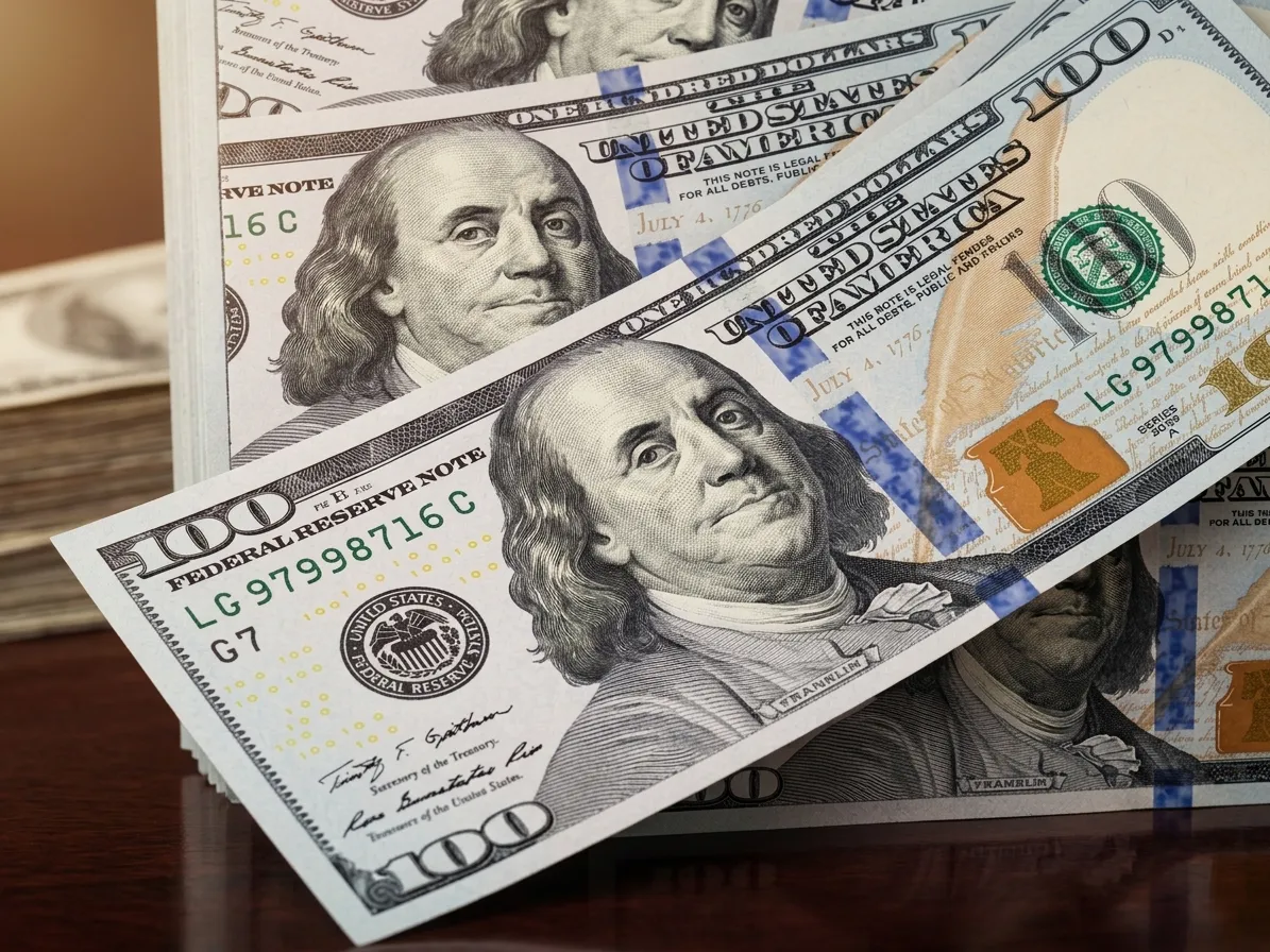 Pakistan's foreign exchange reserves increase by $1.21 billion