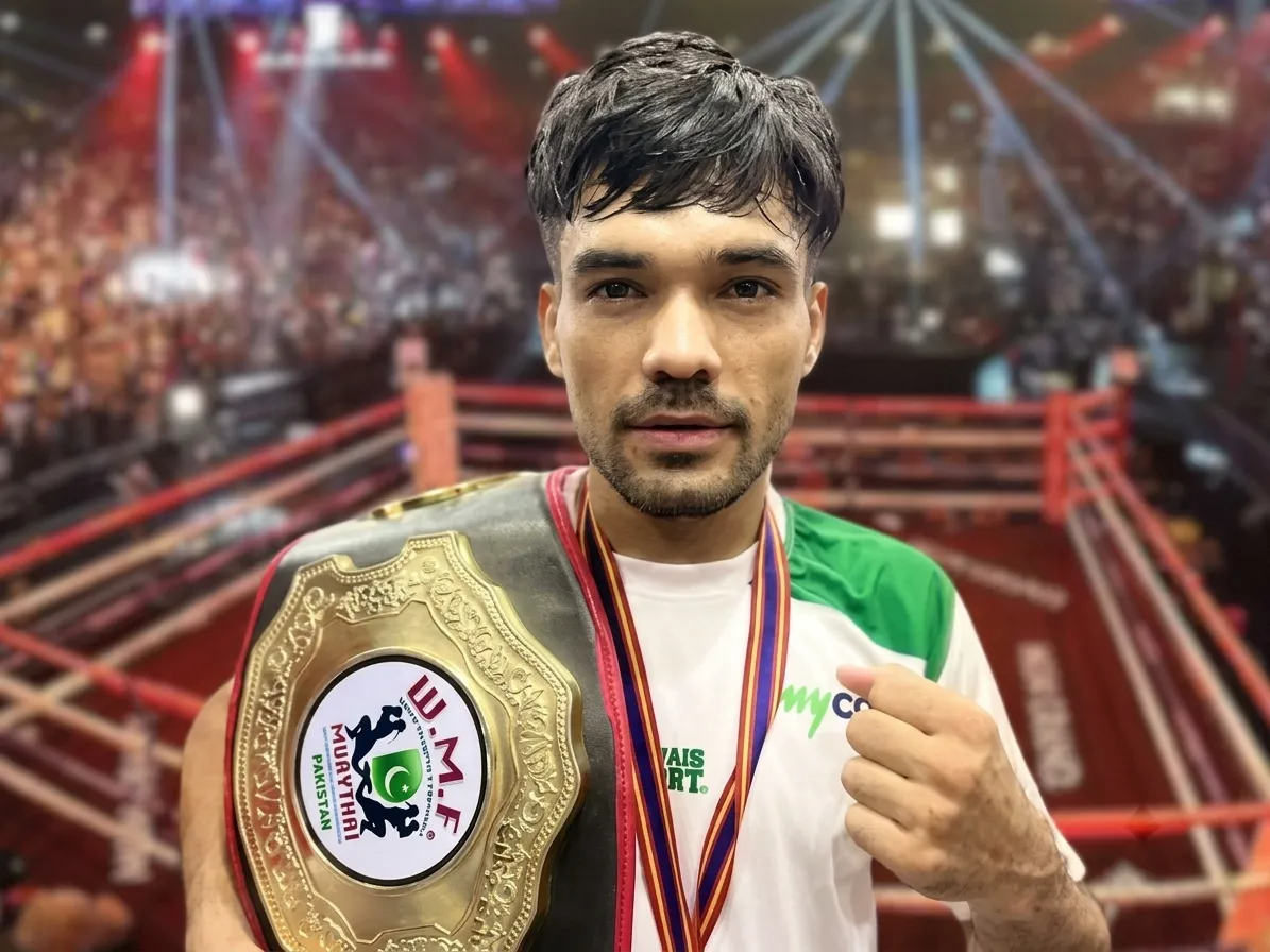 World champion Agha Kaleem makes a living by selling tea