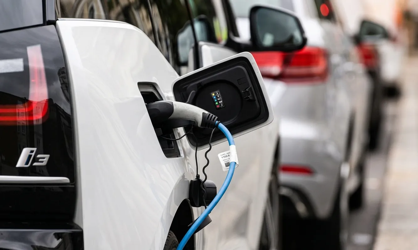 BYD introduces flash charging technology that charges the battery in 9 minutes