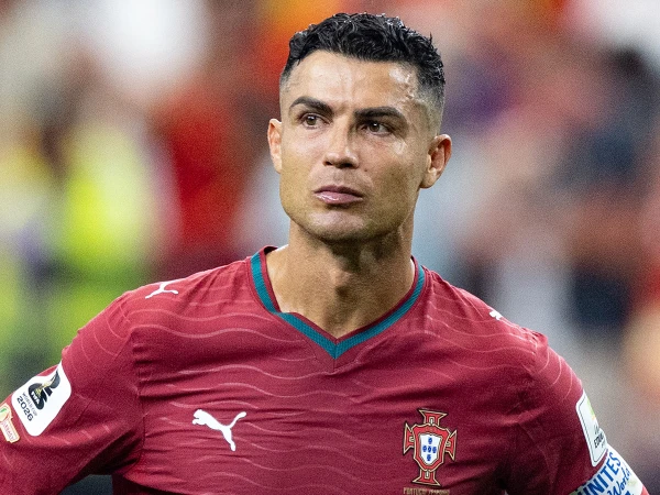 Cristiano Ronaldo Likes Argentina-Favorite Post on FIFA